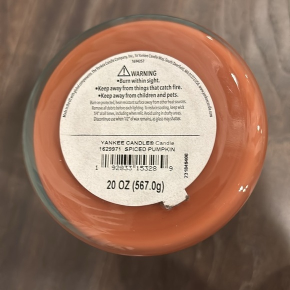 Yankee Candle Spiced Pumpkin,2 wick,Sweet & Spicy,clove,nutmeg, cinnamon,citrus - Picture 4 of 4